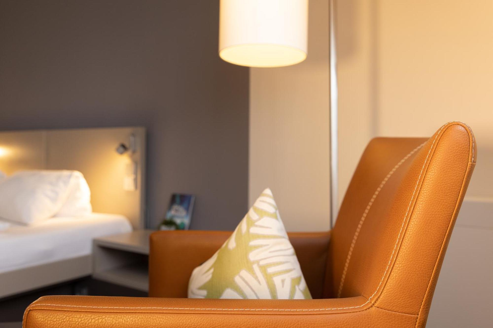 Hotel Traube Am See Friedrichshafen Ngoại thất bức ảnh