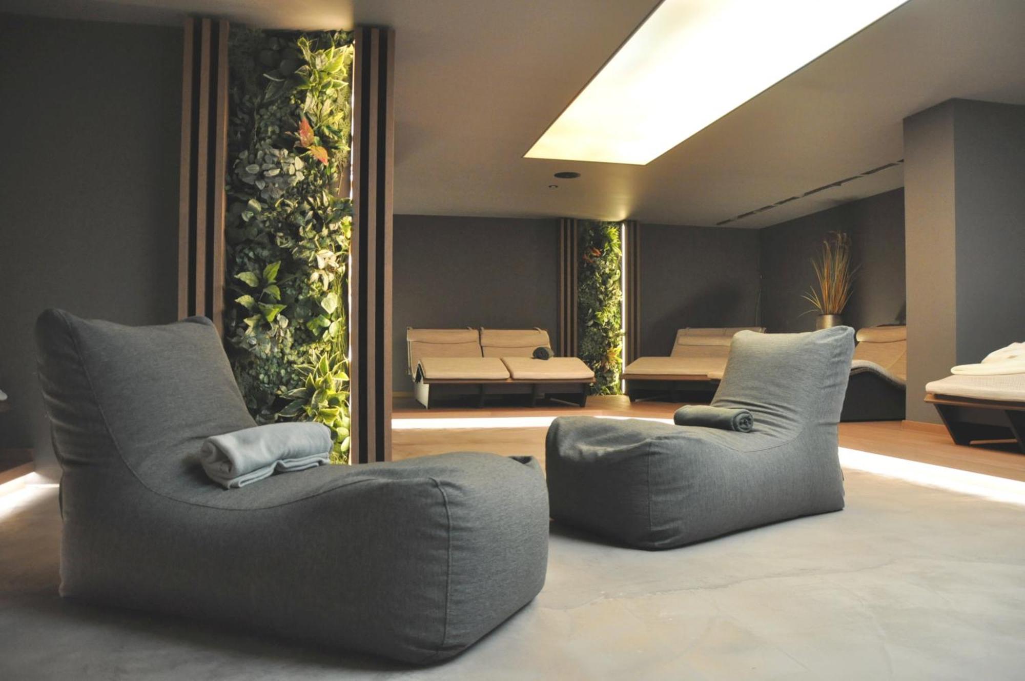 Hotel Traube Am See Friedrichshafen Ngoại thất bức ảnh