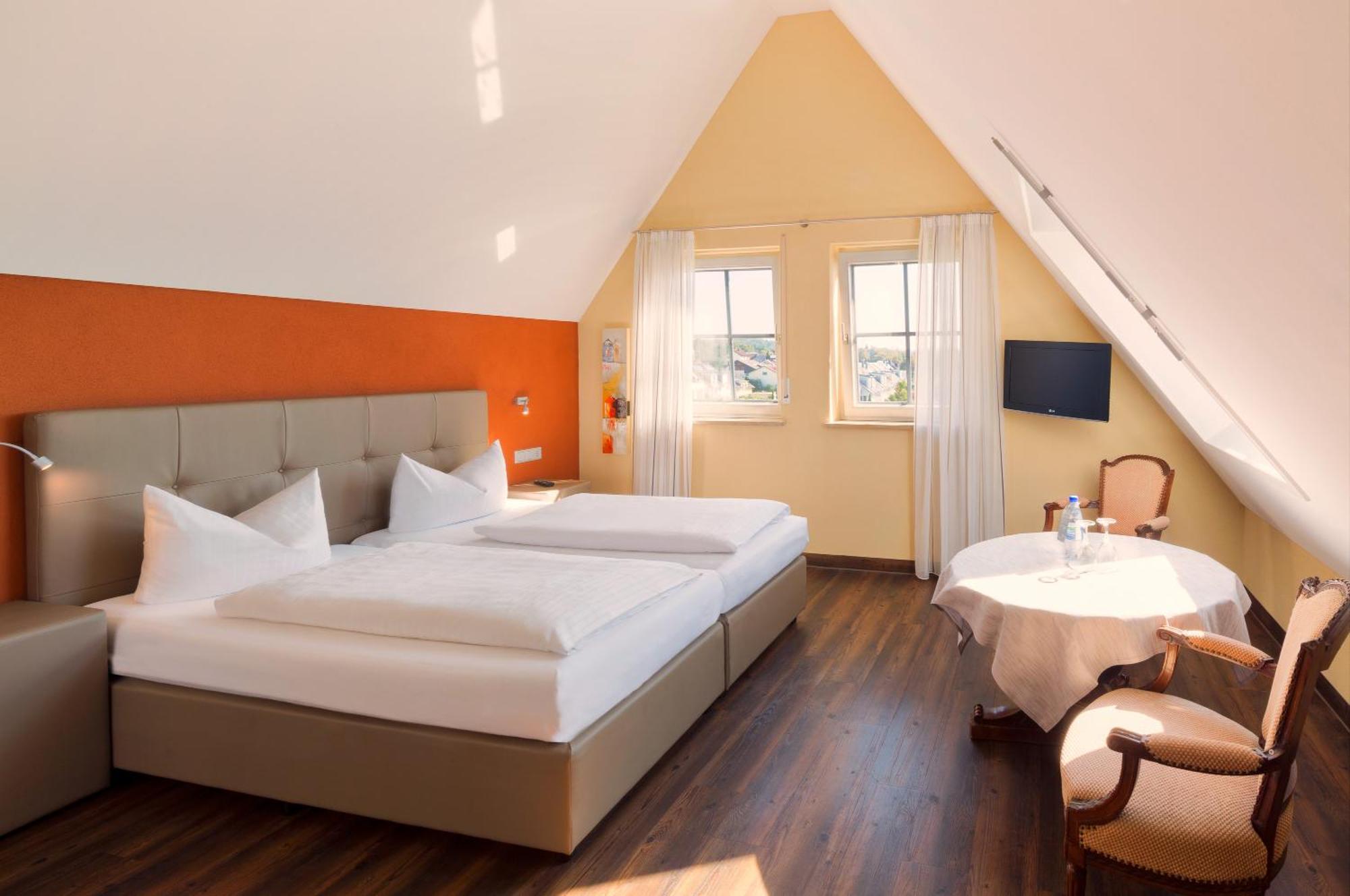 Hotel Traube Am See Friedrichshafen Ngoại thất bức ảnh