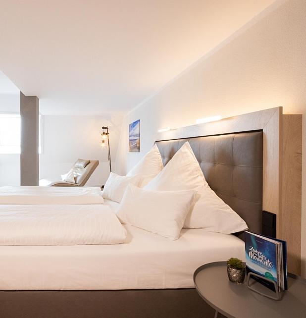 Hotel Traube Am See Friedrichshafen Ngoại thất bức ảnh